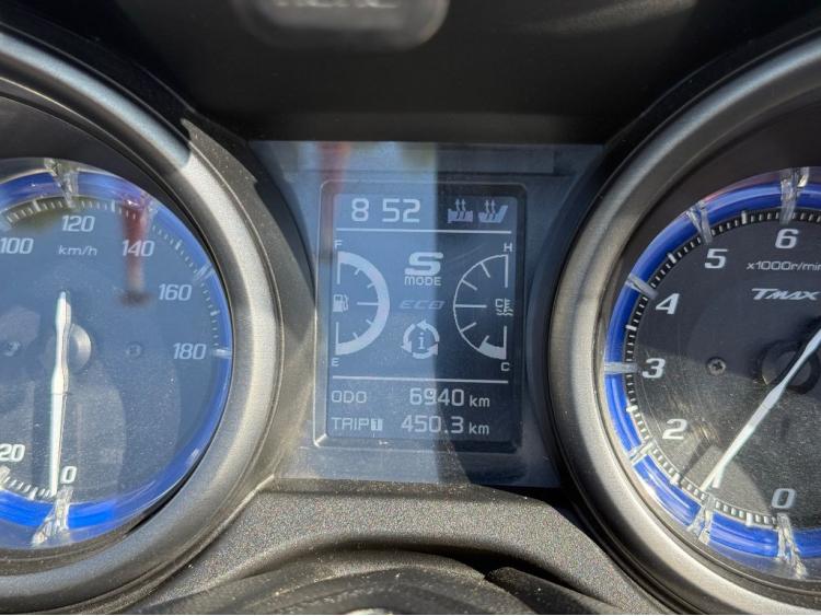 YAMAHA XP T-MAX 560 TECH MAX