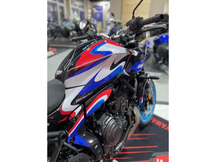 YAMAHA MT-07 GP FRANCE