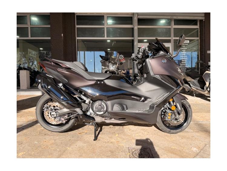 YAMAHA T-MAX 560 TECH MAX