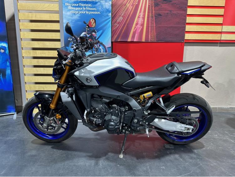 YAMAHA MT-09 SP