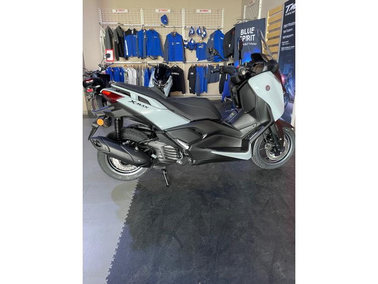 YAMAHA XMAX 125 TECH MAX