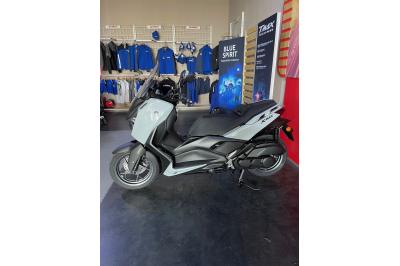 YAMAHA XMAX 125