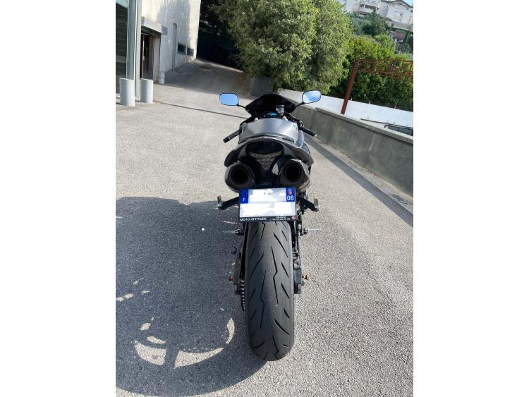 YAMAHA YZF-R1
